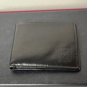 Bulls Generation Rare Vintage 1990s Men's‎ Genuine Leather Black Bi-Fold Wallet